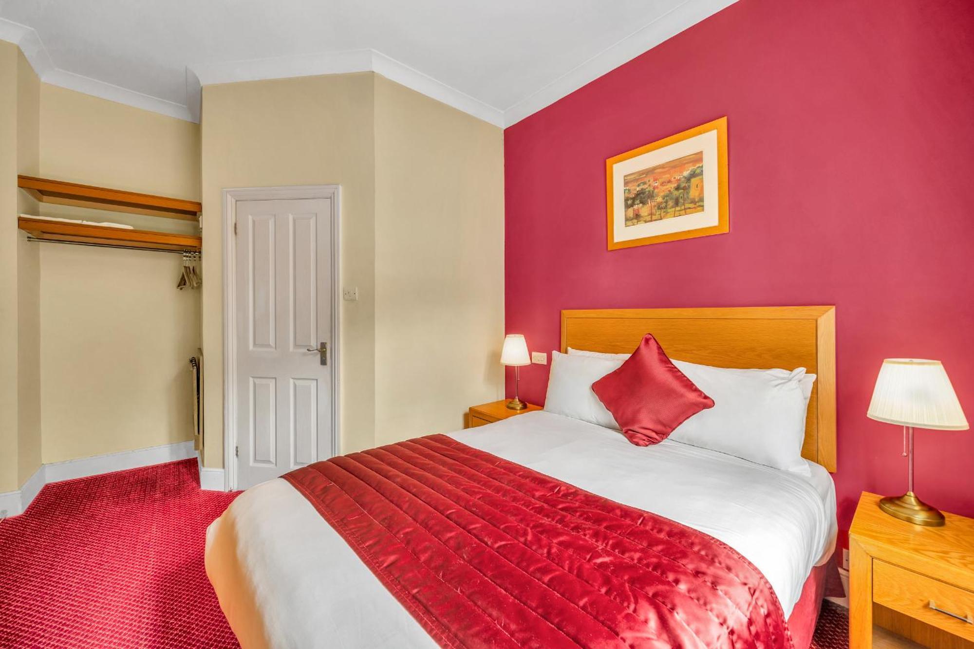 Dial House Hotel Crowthorne Buitenkant foto