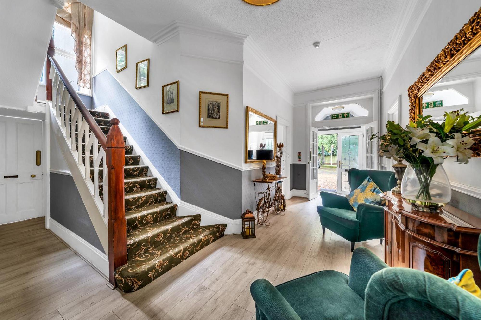 Dial House Hotel Crowthorne Buitenkant foto