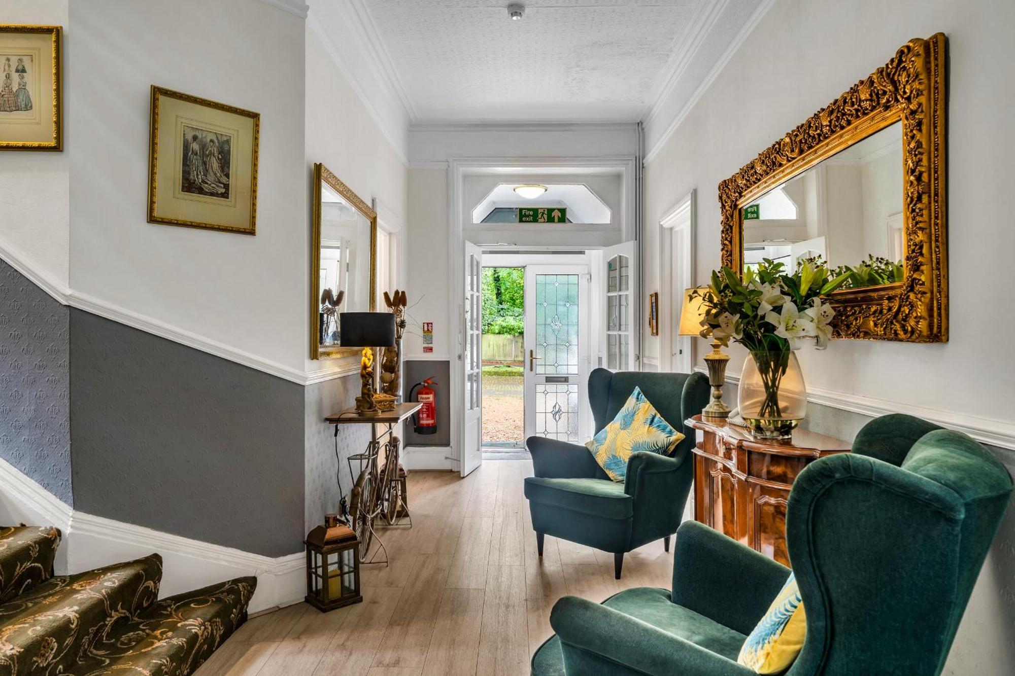 Dial House Hotel Crowthorne Buitenkant foto