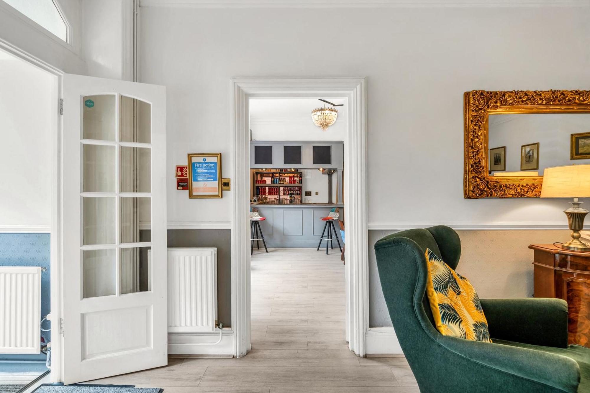 Dial House Hotel Crowthorne Buitenkant foto