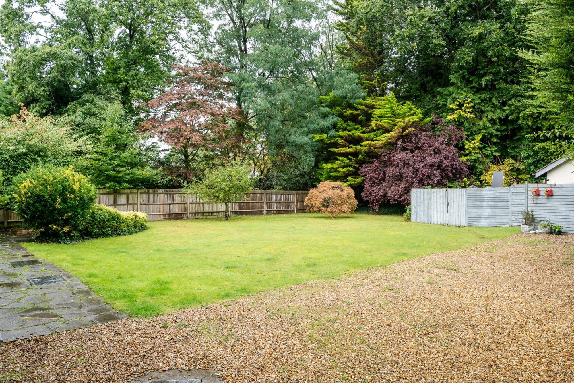 Dial House Hotel Crowthorne Buitenkant foto